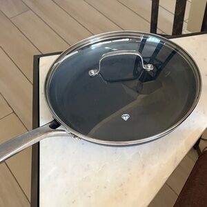 Non-Stick Frying Pan with Glass Lid
